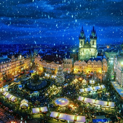 Calendar cu imagini Europe by Night, 31.5 x 48 cm, 12 file, 2026